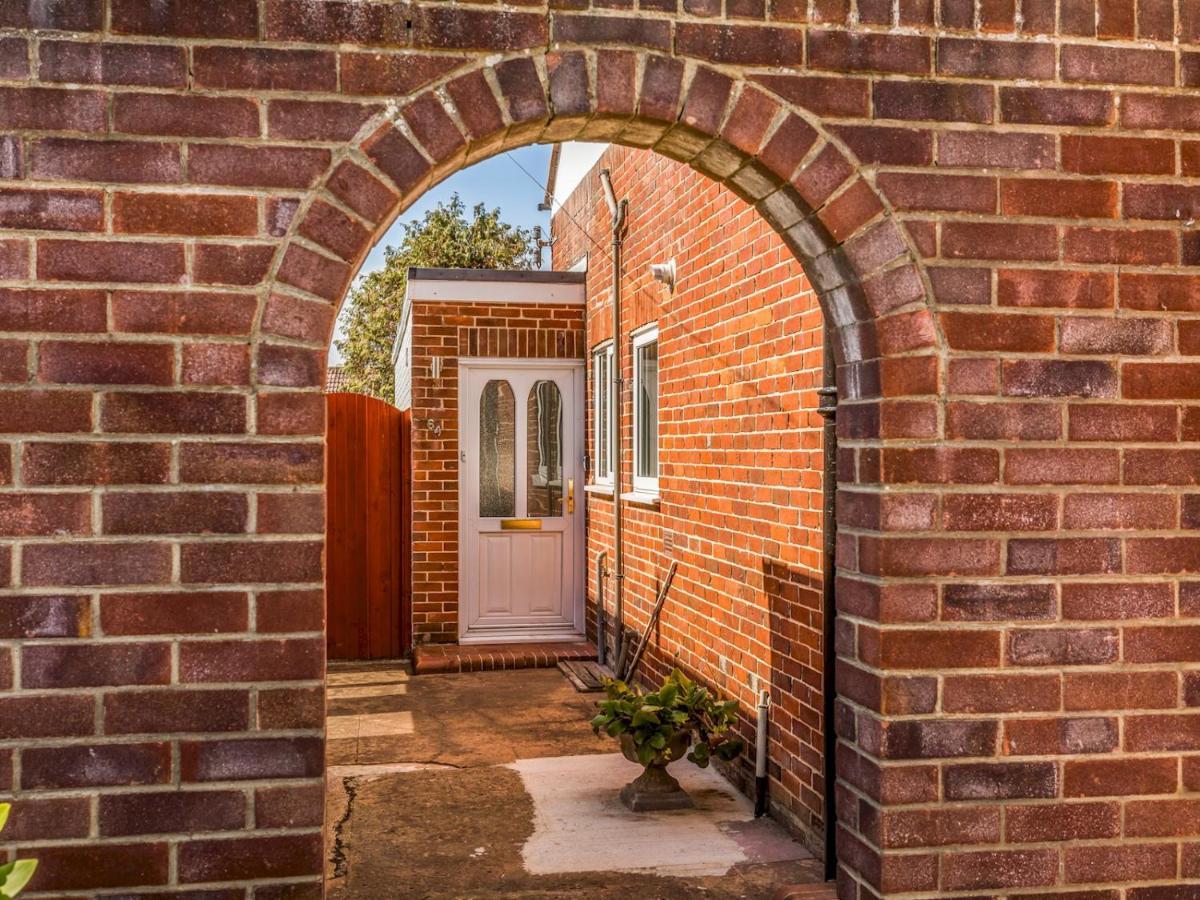 Pass The Keys Lovely Ground Floor Flat With Large Garden Chichester Luaran gambar